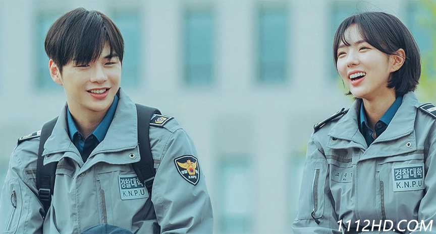  Rookie Cops (2022)