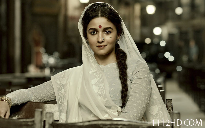 ดูหนัง Gangubai Kathiawadi หญิงแกร่งแห่งมุมไบ ( 2022 ) 