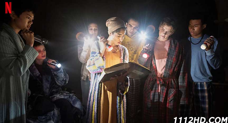 The Midnight Club (2022)