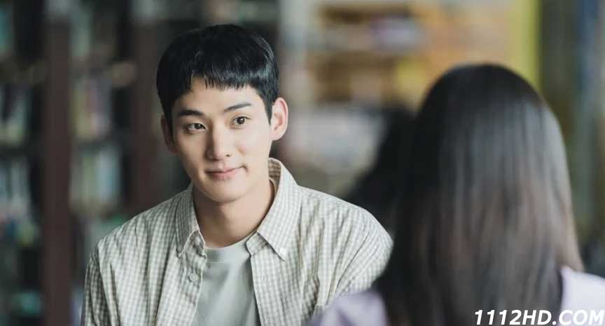 เรื่องย่อ The Interest of Love (เมื่อเราเข้าใจรัก)